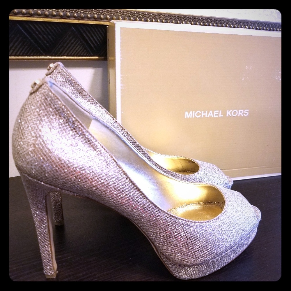 Michael Kors Erika Platform Pump